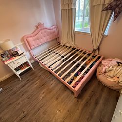 Princess Pink Bed with LED lights (Full)