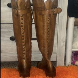 Stylish Leather Boots By Vince Camuto