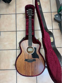 Taylor 224ce-K DLX Hawaiian Koa Acoustic-Electric + Original Taylor Hard Case