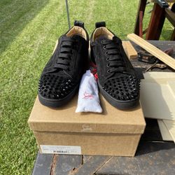 Christian Louboutin Louis Junior Spikes Flat – Men’s Size EU 39.5 (US 6.5–7)
