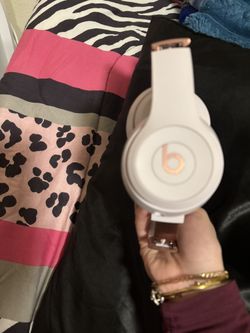 Beats Solo 4