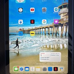 iPad 10th Gen (Apple) 64g 