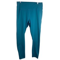 Carefully Chosen ❤️ Fabletics supportive teal compression leggings with pocket.