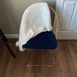 Sitting Chair