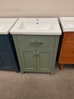 24” Green Solid Wood Bathroom Vanity with Ceramic Top (V116)