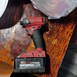 Milwaukee Surge Impact Drill With Xc 6.0 Battery 