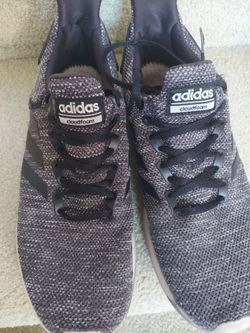 Adidas Tennis Shoes
