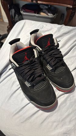 Jordan 4 breds