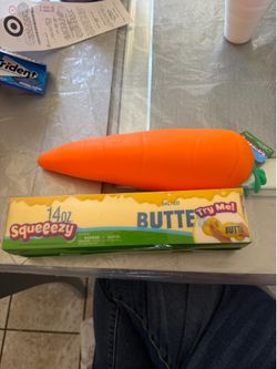 SQUEEEZY BUTTER AND CAROTT