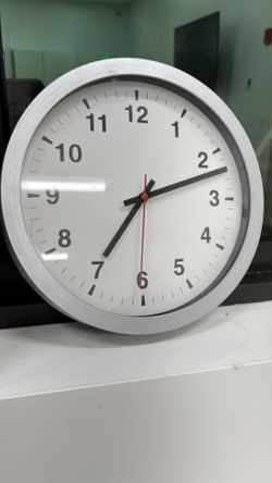 Wall Clocks On Sale WHOLE SALE MAKE OFFERS!