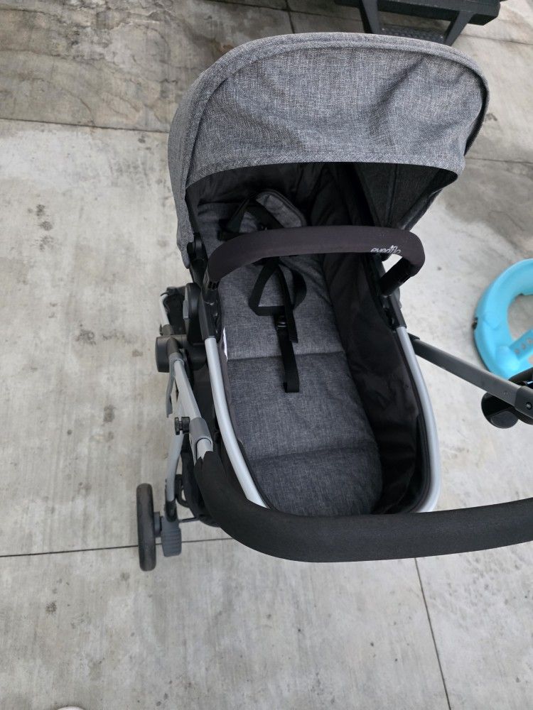 Slightly Used  Evenflo Omni Plus Modular Travel System 