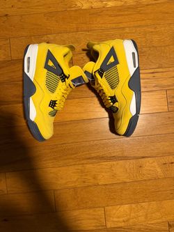 Jordan 4 lightning size 11