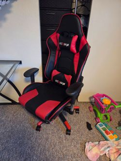 Gaming chair desk chair