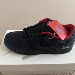 Supreme x Dunk Low SB 'Black'