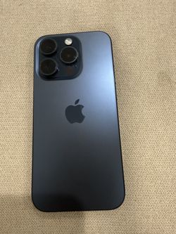 Selling iPhone 15 Pro 128GB Price Firm Any Carrier Unlocked or International in Great Condition