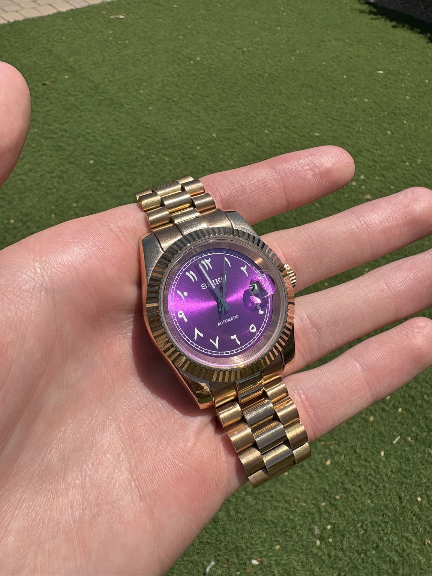 Sieko Mod Date just Purple Arabic Dial