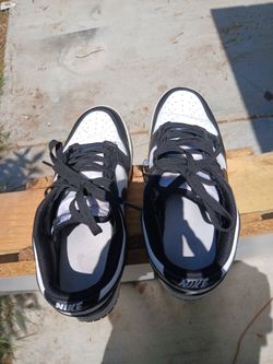 Nike panda dunks