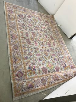 5.3 x7 ft rug