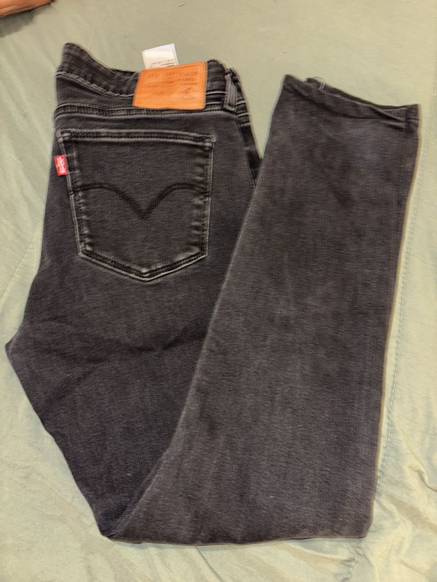 Woman’s Levi’s Jeans