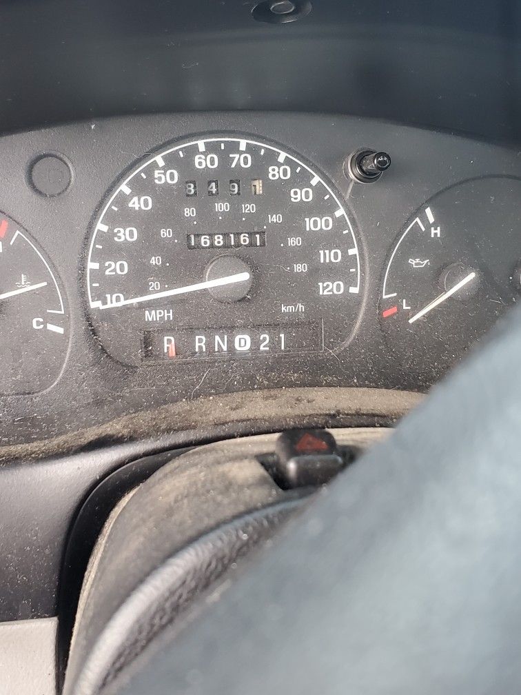 2000 Mazda B-Series Pickup