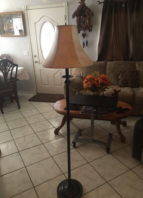 Floor lamp