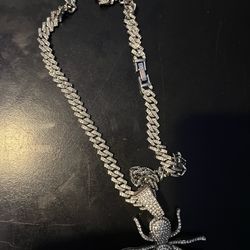 Spider chain from invicta