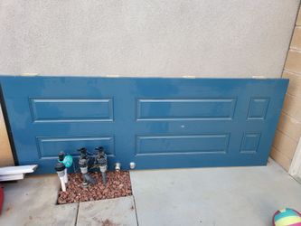 Free door