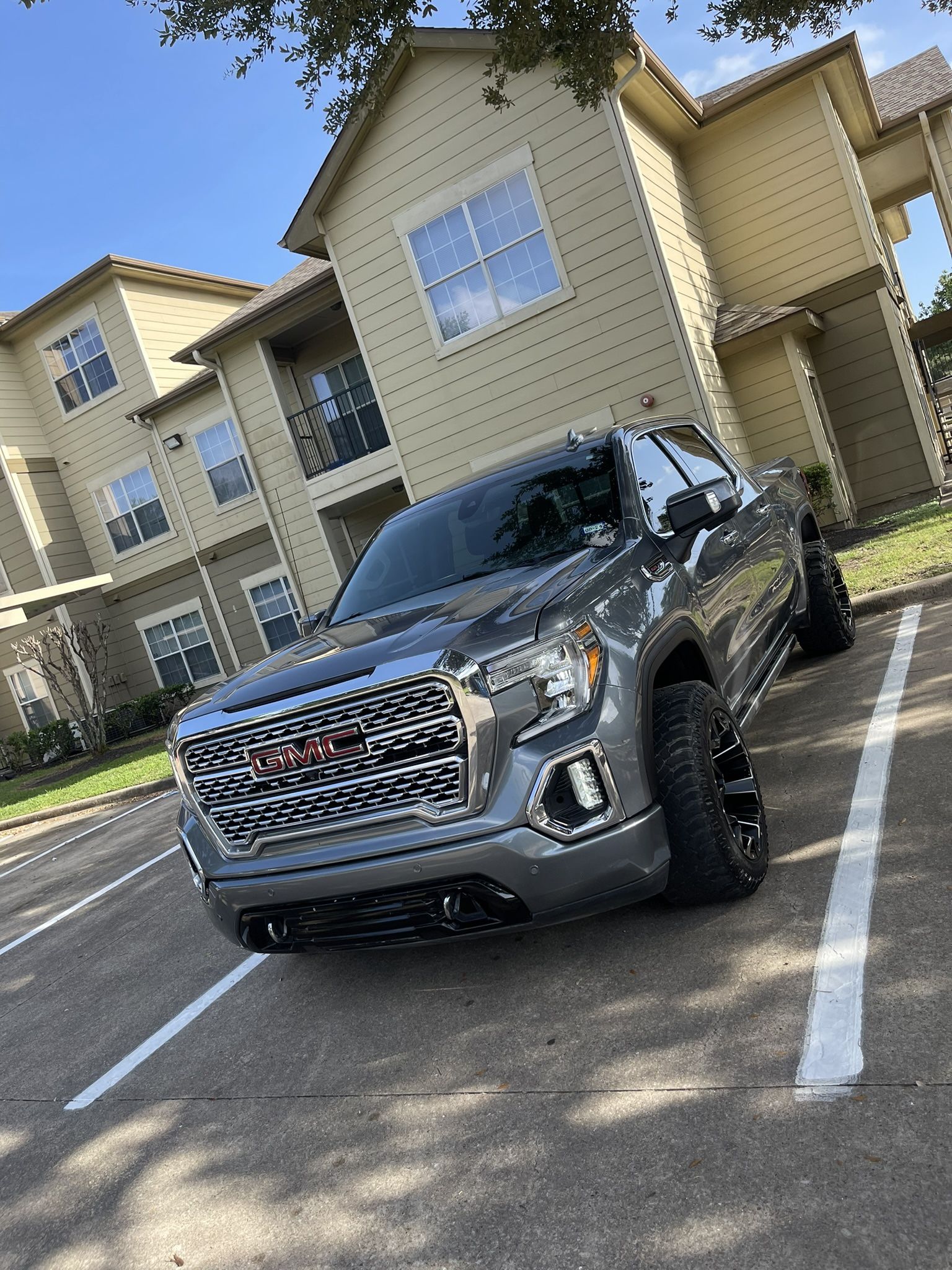 2020 GMC Sierra
