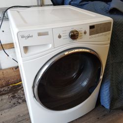 Washer And Dryer Electric ⚡ 220 🔌 Plug