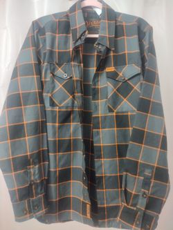 Dixxon Flannel size Med