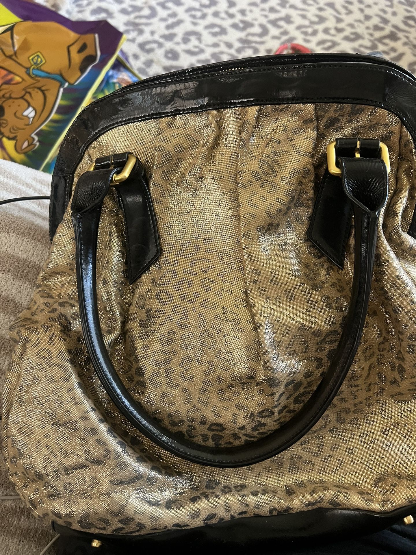 “The find “ Rare Vintage Y2K Metallic Leopard Print Purse