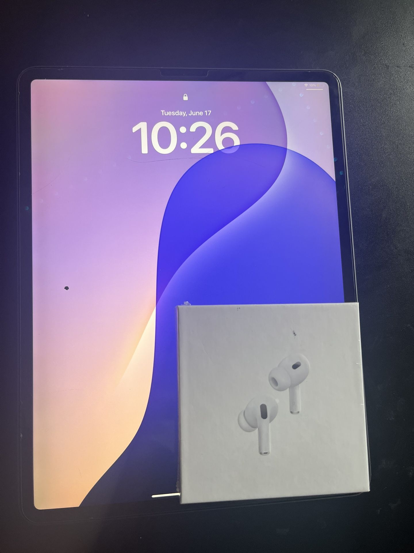 iPad Pro Generation 4 M3 Cellular + WiFi Airpds Pro 2nd Generation