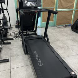 Echelon Stride 4s Treadmill 