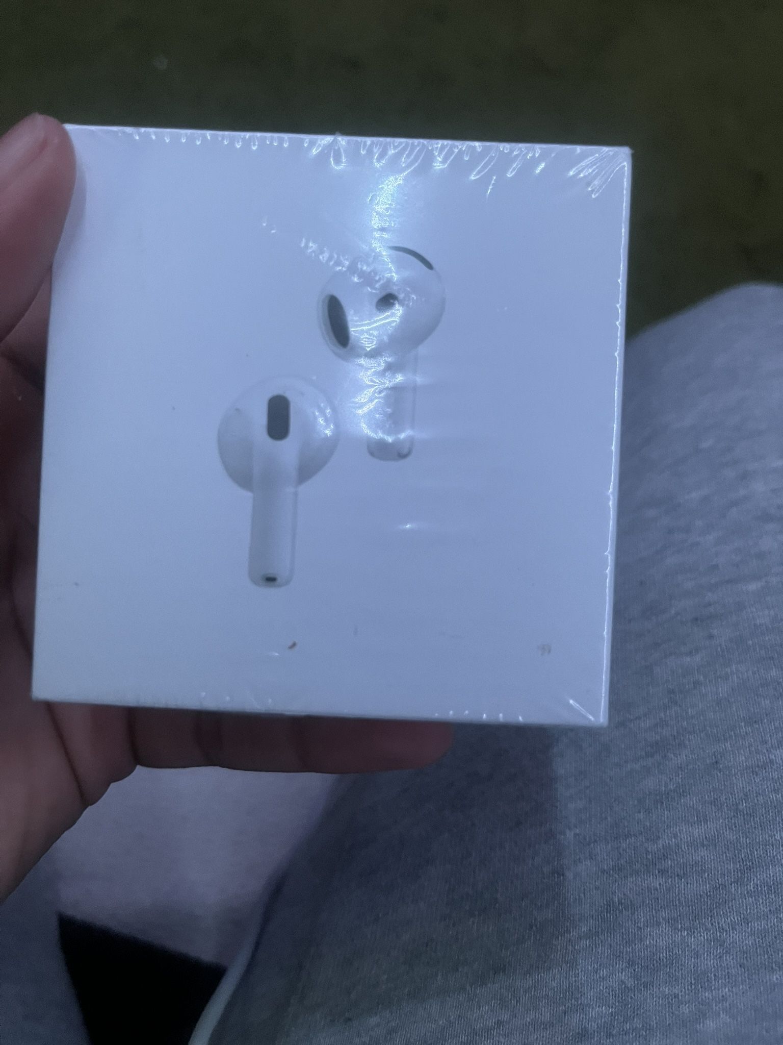 AirPod 4’s