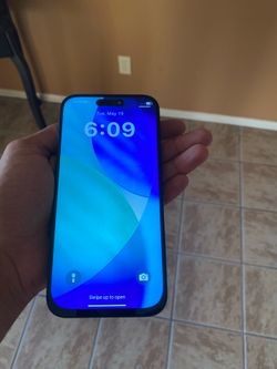 iPhone 17 pro max UNLOCKED 256gb 100% battery