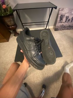 Nike Air Force 1s black