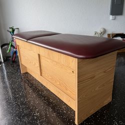 Massage Table 