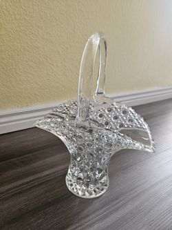 Vintage Crystal L.E. Smith Brides Basket Buttons And Daisies Pattern