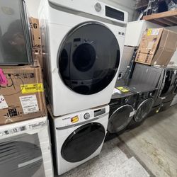 SAMSUNG WASHER AND DRYER