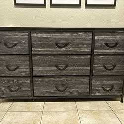 Brand New Dresser 27.5Hx 47Lx 15.5W