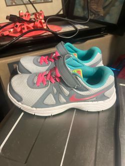 Girls Nike shoes