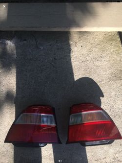 Honda Accord OEM Taillights 1994 - 1995 Excellent Condition