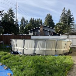 Very large Intex Pool