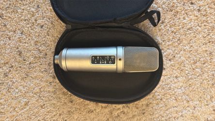 Rode NT2-A Large-diaphragm Condenser Microphone