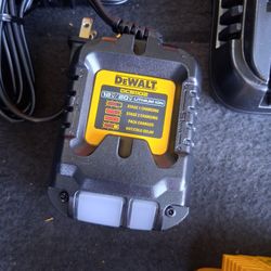 DeWalt 20V Charger