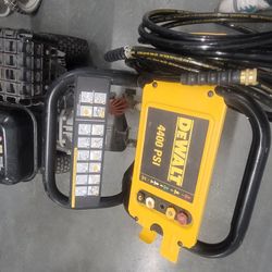 4200 psi Dewalt power washer 