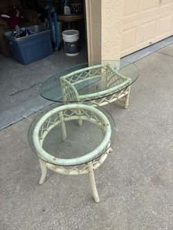 Rattan coffee/end table
