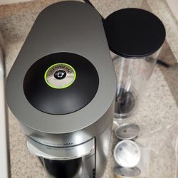 Nespresso VertuoPlus Deluxe Titanium