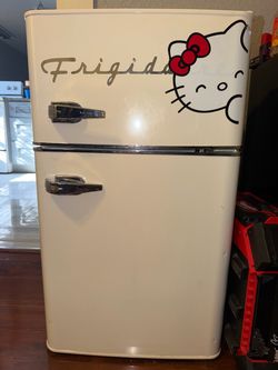 Mini Refrigerator/ Freezer