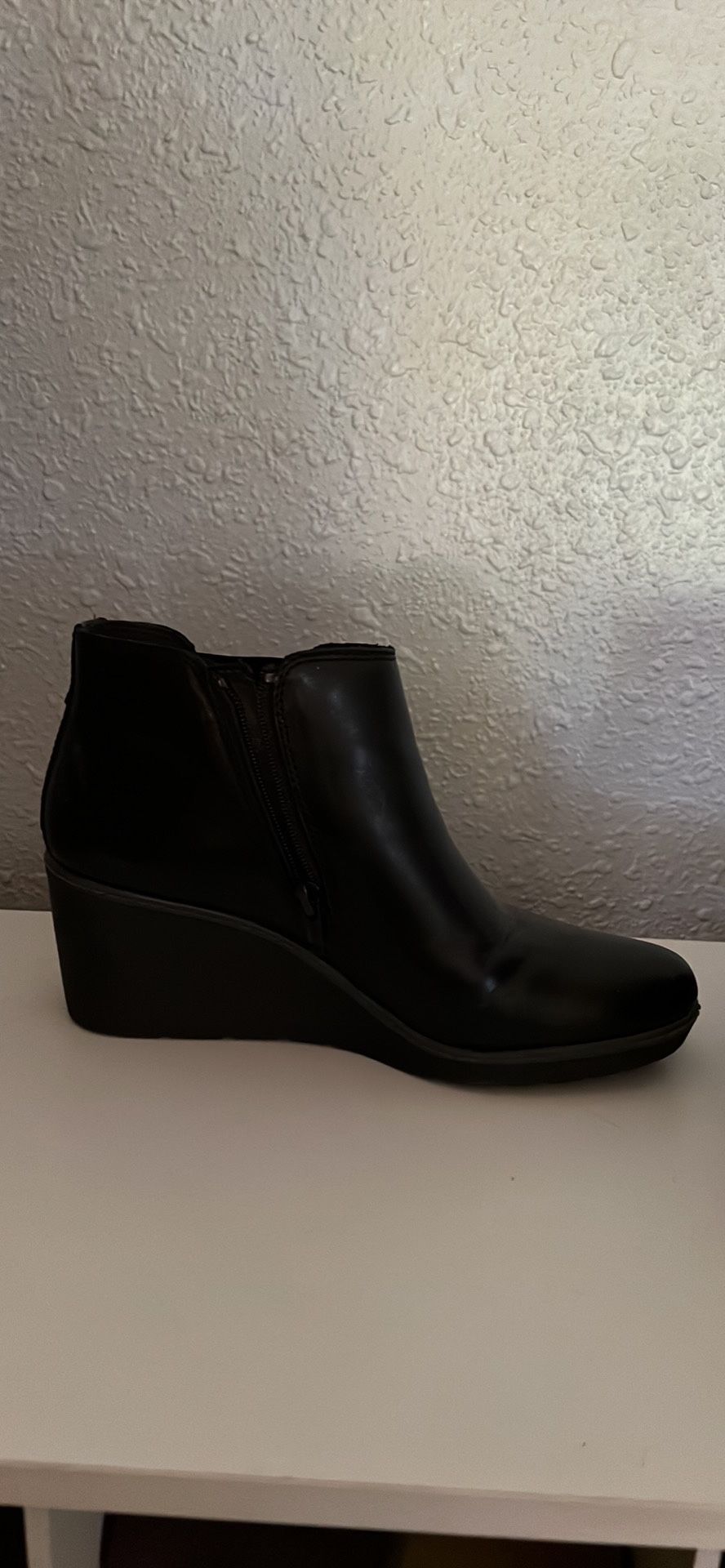 Ugg Booties Size 7